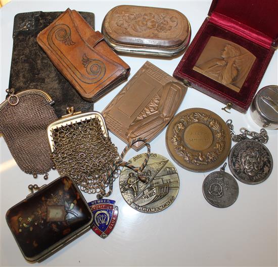 Qty medallions & small purses